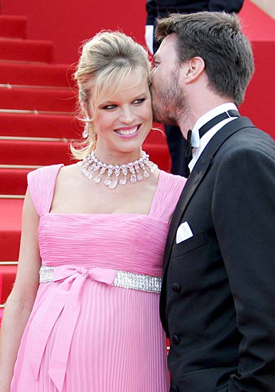 Eva Herzigova espera un niño Eva Herzigova espera un niño