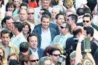 Zapatero arropa a Pla en Alicante, donde augura una «amplia victoria» Zapatero arropa a Pla en Alicante, donde augura una «amplia victoria»