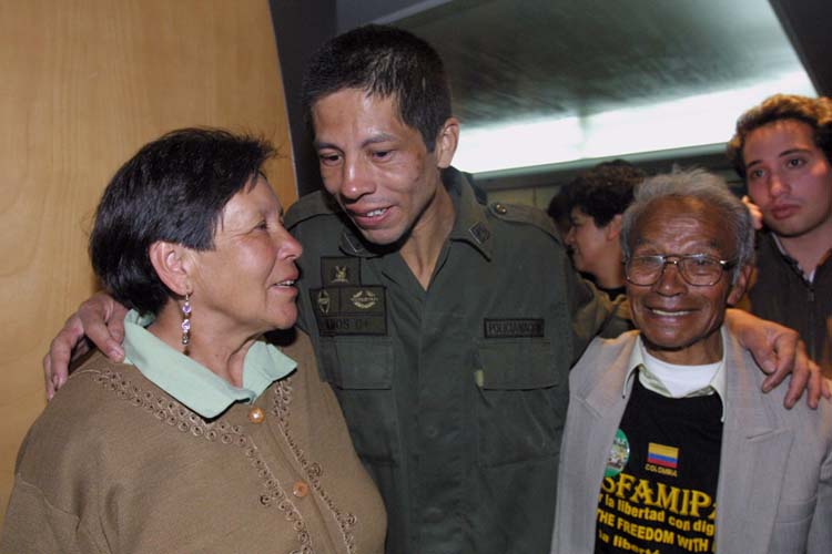 Pinchao, huido de las FARC Pinchao, huido de las FARC