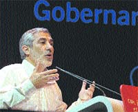 Llamazares critica la gestión de la Expo 2008 Llamazares critica la gestión de la Expo 2008