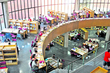 La Universidad va a prohibir que se guarden sitios en las bibliotecas La Universidad va a prohibir que se guarden sitios en las bibliotecas
