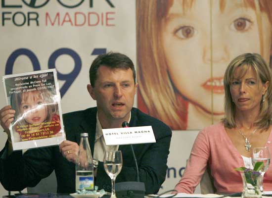 Los padres de Madeleine McCann, en la rueda de prensa en Madrid. Los padres de Madeleine McCann, en la rueda de prensa en Madrid.