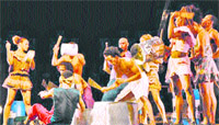 CUba se cuela con chanclas en el escenario CUba se cuela con chanclas en el escenario