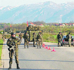 Los militares cordobeses parten hoy hacia Kosovo Los militares cordobeses parten hoy hacia Kosovo