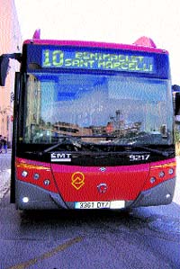 un autobUs de la gente que da el callo un autobUs de la gente que da el callo