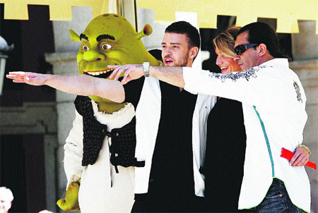 aún queda aún queda