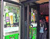 Confusión en los bares al prohibirse desde hoy el 2x1 Confusión en los bares al prohibirse desde hoy el 2x1