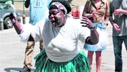 Culturas unidas por kilos de arroz Culturas unidas por kilos de arroz
