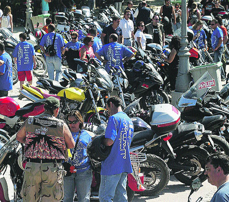 Motoristas con la Alhambra Motoristas con la Alhambra