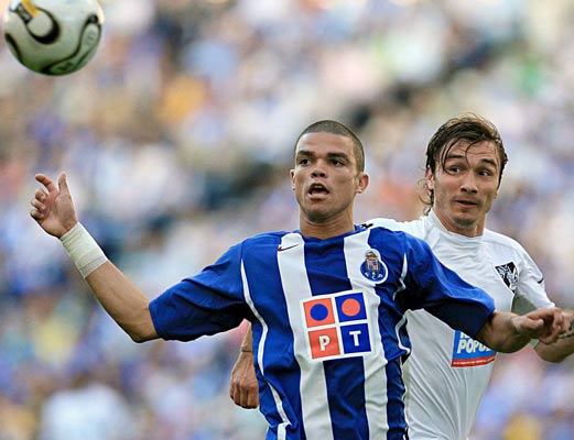 Pepe, en primer plano, en un partido con el Oporto Pepe, en primer plano, en un partido con el Oporto