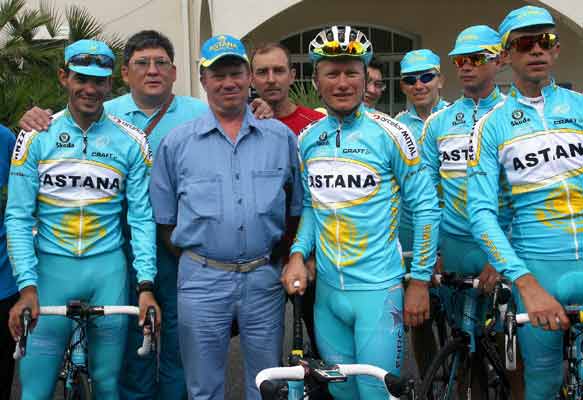 Astana en la presentación del Tour Astana en la presentación del Tour