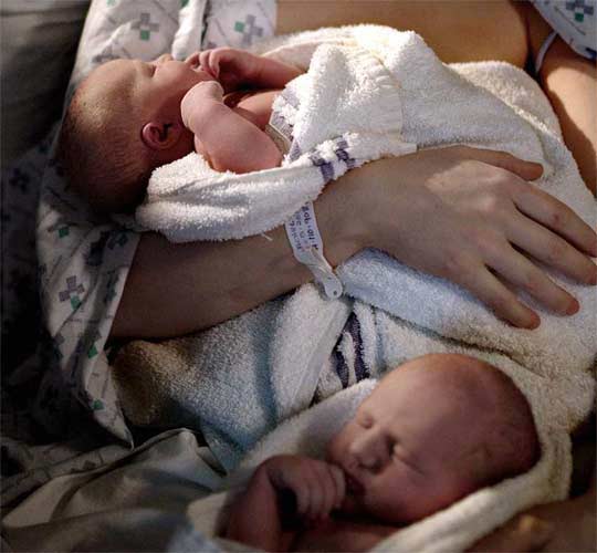 Un bebé recién nacido (EFE) Un bebé recién nacido (EFE)