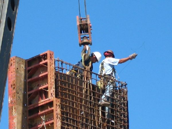 Los niños quieren empleos que den notoriedad y prestigio; las niñas, ayudar a otras personas Los niños quieren empleos que den notoriedad y prestigio; las niñas, ayudar a otras personas