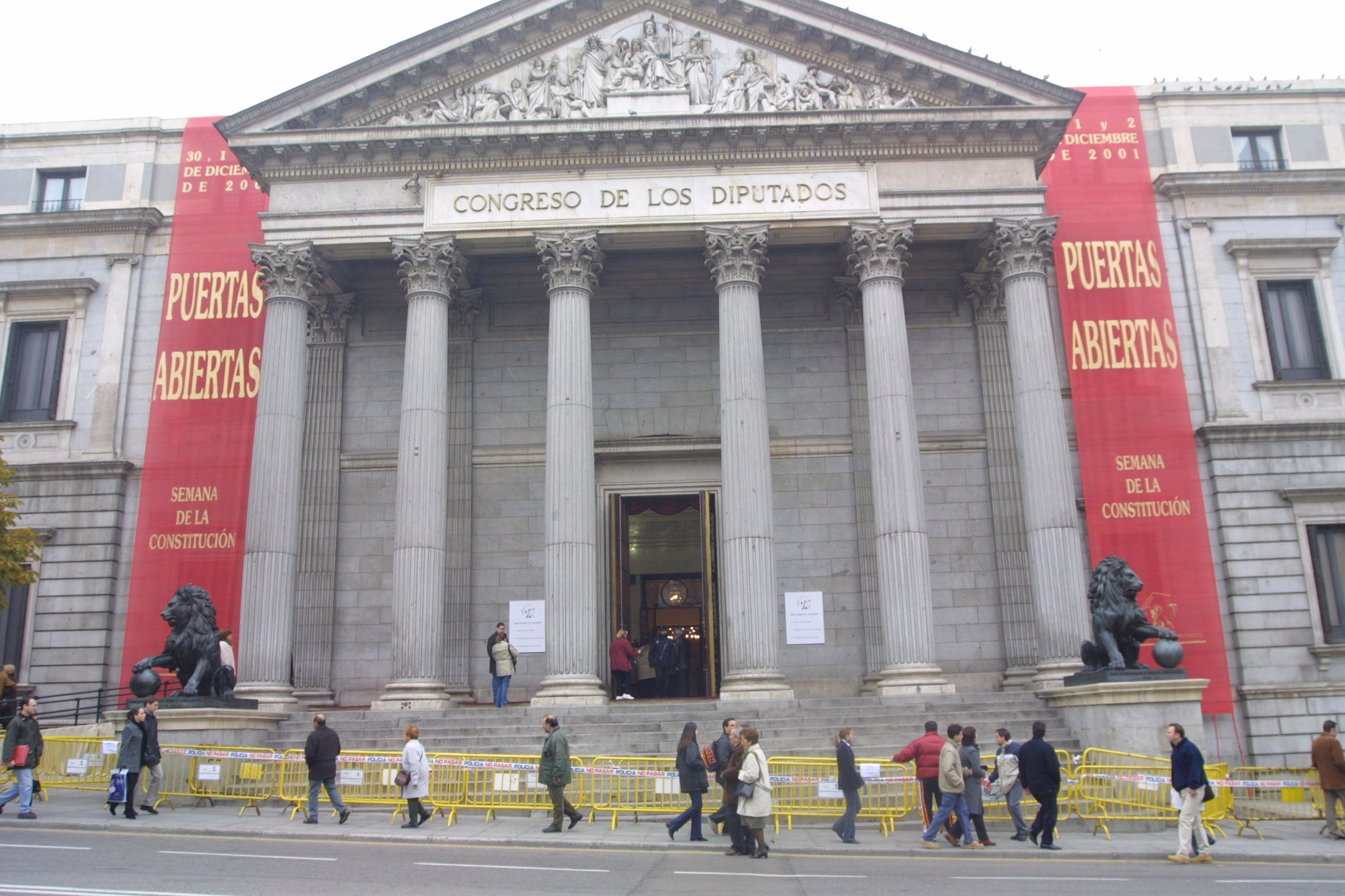 El PP en el Congreso critica la "falta de respeto" de Gallardón hacia Rajoy