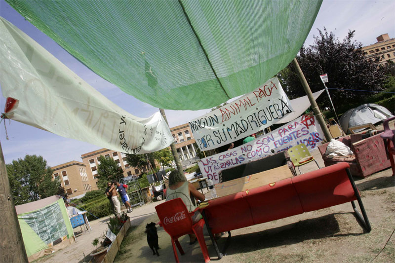 Acampada por una vivienda digna Acampada por una vivienda digna