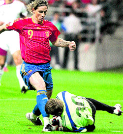 ¡Lo que les cuesta meter un gol! ¡Lo que les cuesta meter un gol!