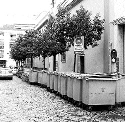 La calle de los cubos de basura La calle de los cubos de basura