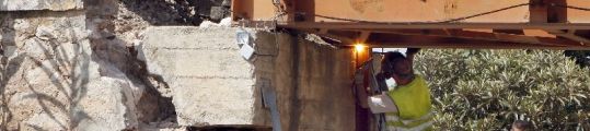 Operarios de FGV arreglan la vía Operarios de FGV arreglan la vía