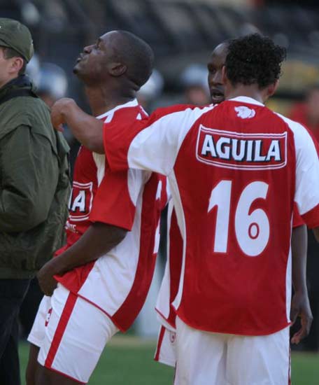 Léider Preciado celebra su gol llevándose las manos a sus genitales Léider Preciado celebra su gol llevándose las manos a sus genitales