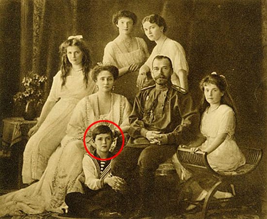 La familia del zar Nicolás II La familia del zar Nicolás II