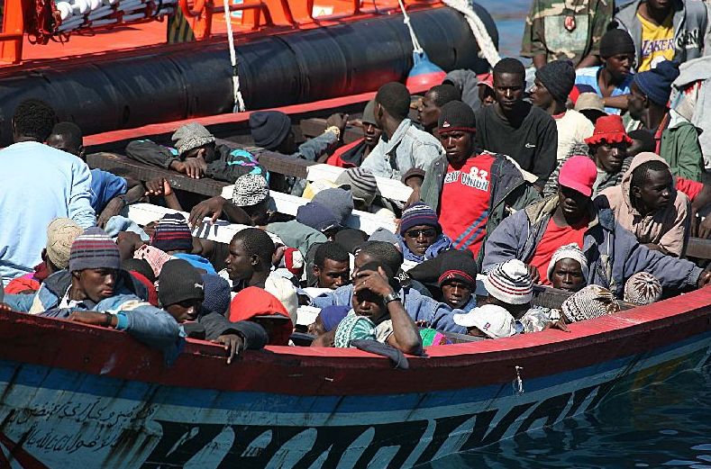 Una oleada incontenible de inmigrantes Una oleada incontenible de inmigrantes