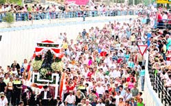 En honor a la Virgen de valme En honor a la Virgen de valme
