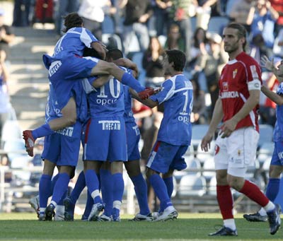 Getafe celebra ante el Murcia Getafe celebra ante el Murcia