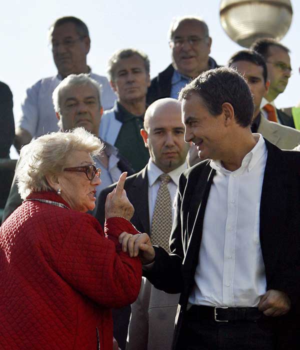 Zapatero visita las obras del AVE Zapatero visita las obras del AVE