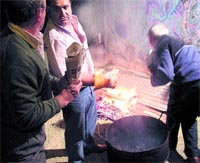 magostos: las fiestas del otoño magostos: las fiestas del otoño