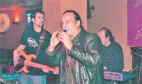 javier urquijo «Hay muchas canciones que se cantan solas» javier urquijo «Hay muchas canciones que se cantan solas»