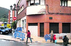 15 días de cascotes en de Oviedo 15 días de cascotes en de Oviedo