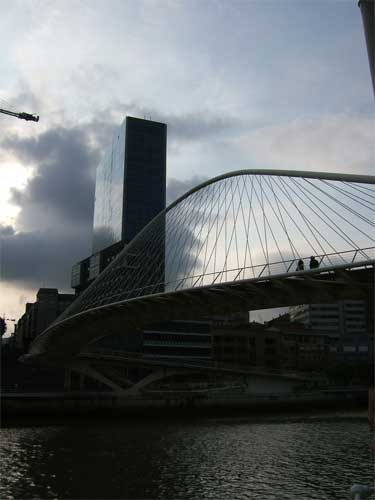 Puente de Zubi Zuri Puente de Zubi Zuri