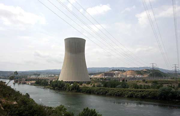 Central nuclear de Ascó, en España Central nuclear de Ascó, en España