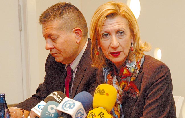 Rueda de prensa de Rosa Díez Rueda de prensa de Rosa Díez