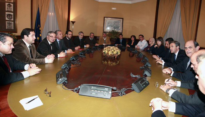 Reunión de urgencia Reunión de urgencia