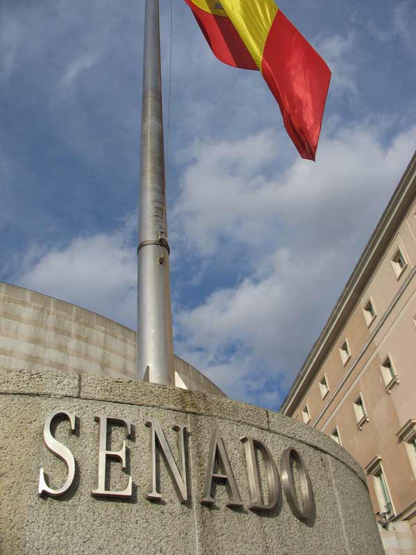 El Senado pide la desaparición del canon El Senado pide la desaparición del canon