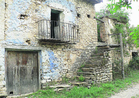 TIERRA POBLADA DE MEMORIA TIERRA POBLADA DE MEMORIA
