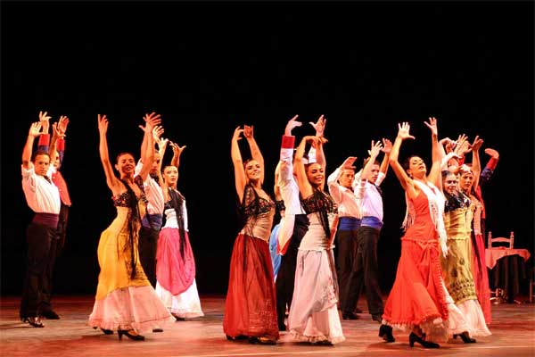 Espectáculo danza flamenca Espectáculo danza flamenca