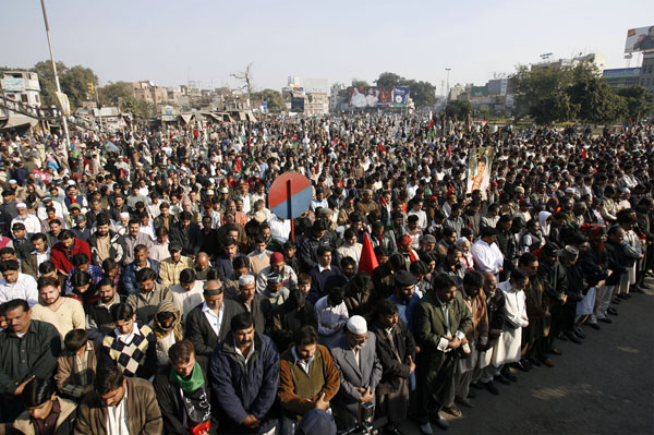 Funeral por Bhutto. Funeral por Bhutto.
