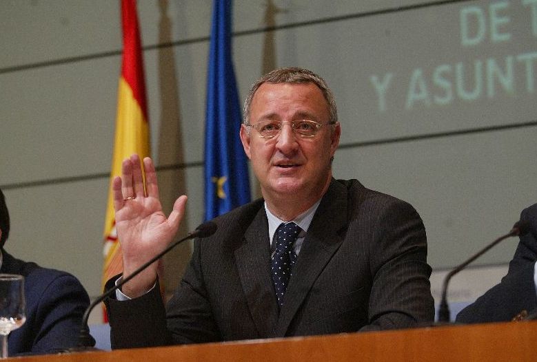 El Ministro de Trabajo habla sobre los inmigrantes menores no acompañados El Ministro de Trabajo habla sobre los inmigrantes menores no acompañados