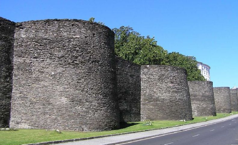 Estudiarán la muralla Estudiarán la muralla