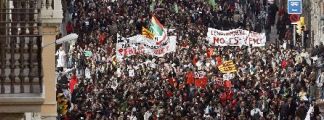 Manifestación de docentes y estudiantes en Barcelona.