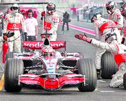El R28 de Alonso no tira El R28 de Alonso no tira