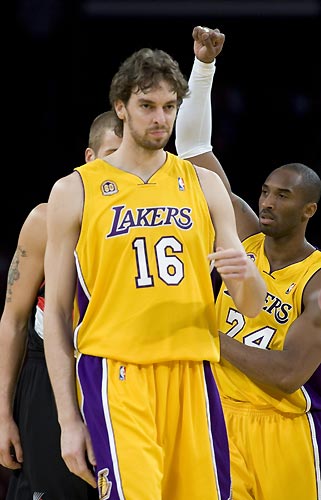 Pau Gasol, de amarillo Pau Gasol, de amarillo
