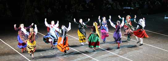 Festival de las Marzas en el polideportivo El Plantio, Burgos.