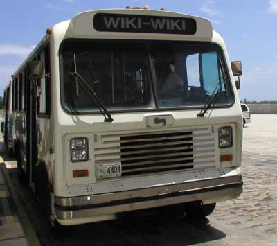 Un autobús en Honolulu llamado Wiki Wiki Un autobús en Honolulu llamado Wiki Wiki