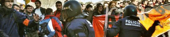 Mossos de Esquadra en Barcelona. Mossos de Esquadra en Barcelona.