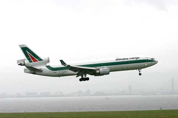 Un avión de Alitalia Un avión de Alitalia