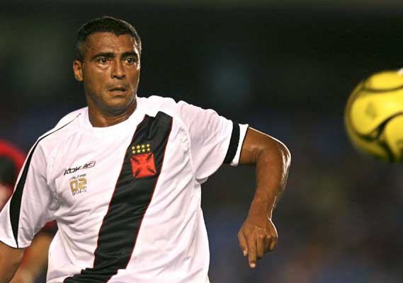 Romario, en uno de sus últimos partidos con el Vasco de Gama Romario, en uno de sus últimos partidos con el Vasco de Gama