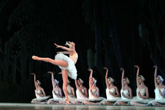 El Ballet Nacional de Cuba. El Ballet Nacional de Cuba.